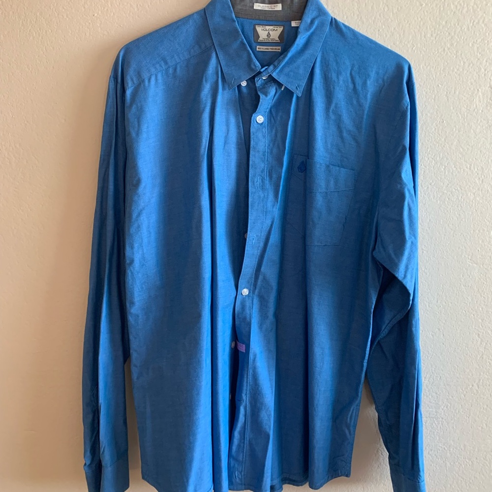 Men’s Volcom Button Down Collar Shirt